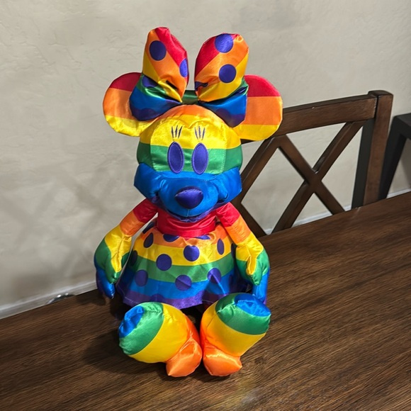 Disney's Minnie‎ Mouse Rainbow Plush Doll 19.5" Height Minnie Pride Doll NWT - Picture 1 of 6
